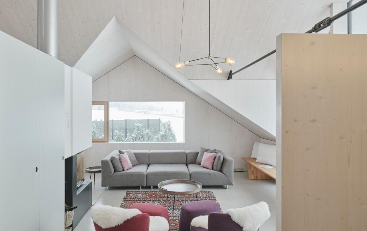 Urban Alpine Penthouse With Lake View Maurach  Exterior photo